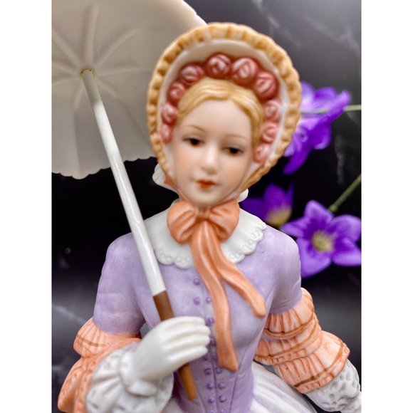 SOLD***Lenox "Springtime Promenade" Figurine, Fine porcelain - Picture 3 of 17